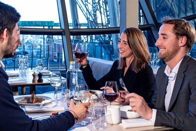 Paris Late Lunch at Eiffel Tower's Madame Brasserie Restaurant - Where You Sit: Seine Views vs. Brasserie Ambiance