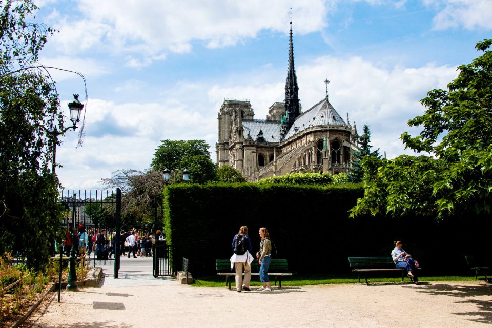 Paris Latin Quarter 2-Hour Private Walking Tour - La Sorbonne and the university atmosphere: why students still matter