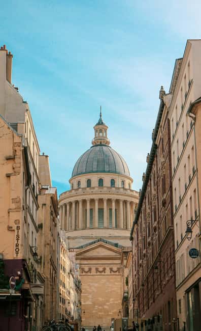 Paris: Latin Quarter Essential Highlights Walking Tour - Saint Julien le Pauvre Church: a quieter medieval contrast