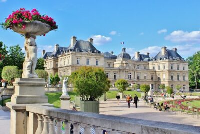Paris - Latin Quarter Free Tour in English (Tip-Based) - Fontaine Saint-Michel to Rue de la Huchette: start where stories begin