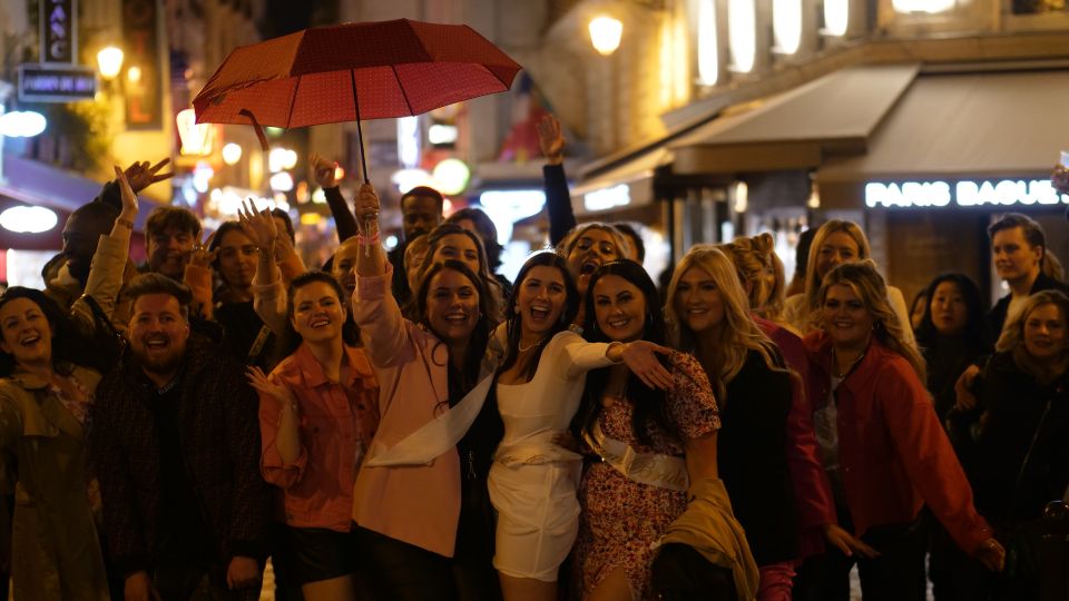 Paris: Latin Quarter Guided Pub Crawl to Bars and Clubs - The 4-hour route: RoadHouse, Rue de la Huchette, then Place du Panthéon