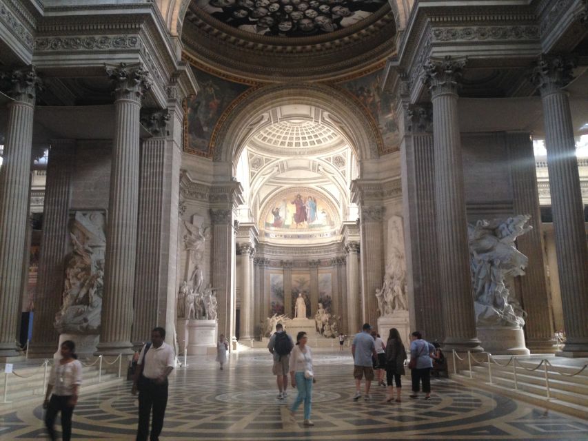 Paris: Latin Quarter Guided Walking Tour in German - A German-Language Latin Quarter That Moves at Human Speed