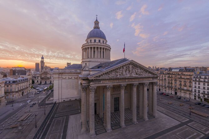 Paris Latin quarter: Private walking tour with a local guide - Starting at the Panthéon: a tour that gives you bearings fast