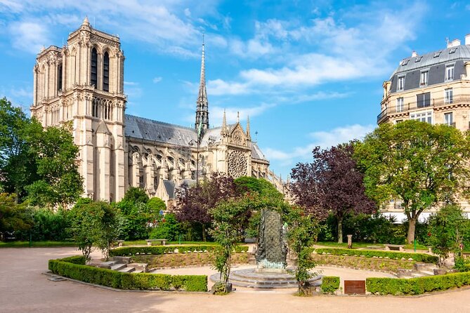 Paris Latin quarter: Private walking tour with a local guide - Saint-Germain-des-Prés and Odéon: cafés, character, and the stories between