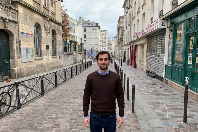 Paris Latin quarter: Private walking tour with a local guide - Rue Mouffetard and the Arènes de Lutèce: where Paris layers stack up