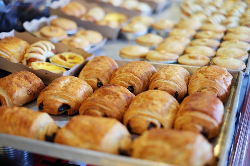 Paris: Latin Quarter Traditional Food Tour with Full Meal - Between historic eateries and modern cafes: the guide’s job is the magic