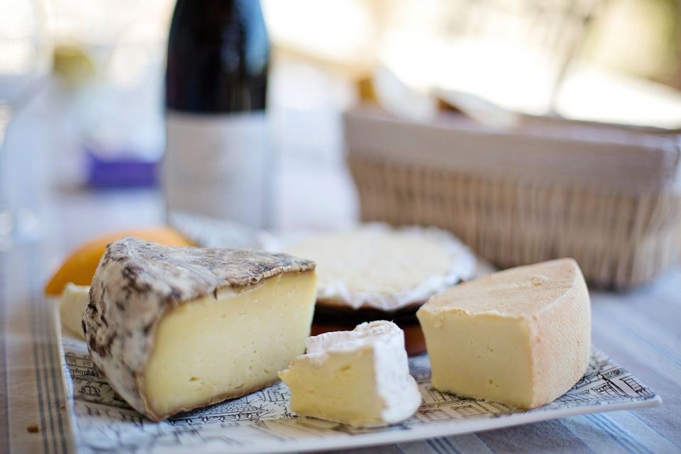 Paris: Latin Quarter Traditional Food Tour with Full Meal - Price and value: what $99 buys you here