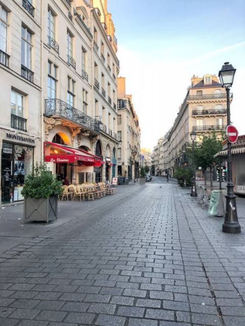 Paris: Le Marais District Guided Walking Tour - Picasso and the art angle: Musée National Picasso on a walking route
