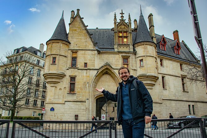 Paris Le Marais Walking Tour: An Incredible History - Small Group - Marché Couvert des Enfants Rouges: Paris’s Oldest Food Market Moment