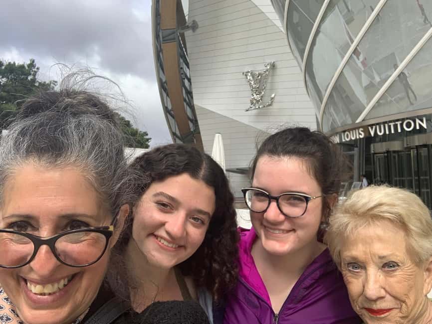 Paris: Louis Vuitton Foundation Exterior Tour with Entry - The 30–40 minute outdoor walk that makes the building click