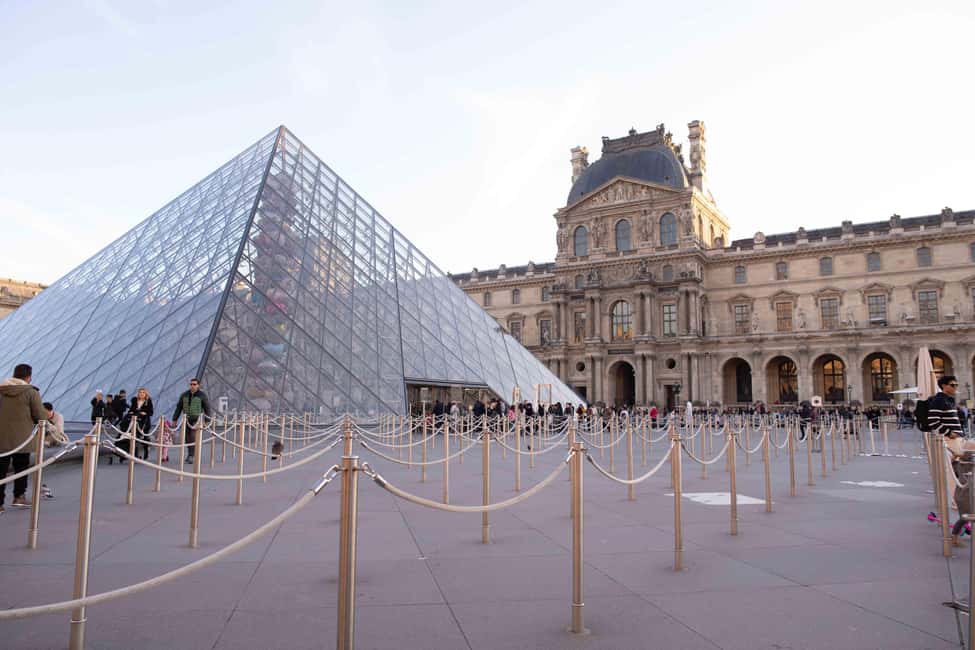 Paris Louvre Exclusive Semi Private Guided Tour Max 6 People - Louvre practicalities: how a max-6 group changes the day