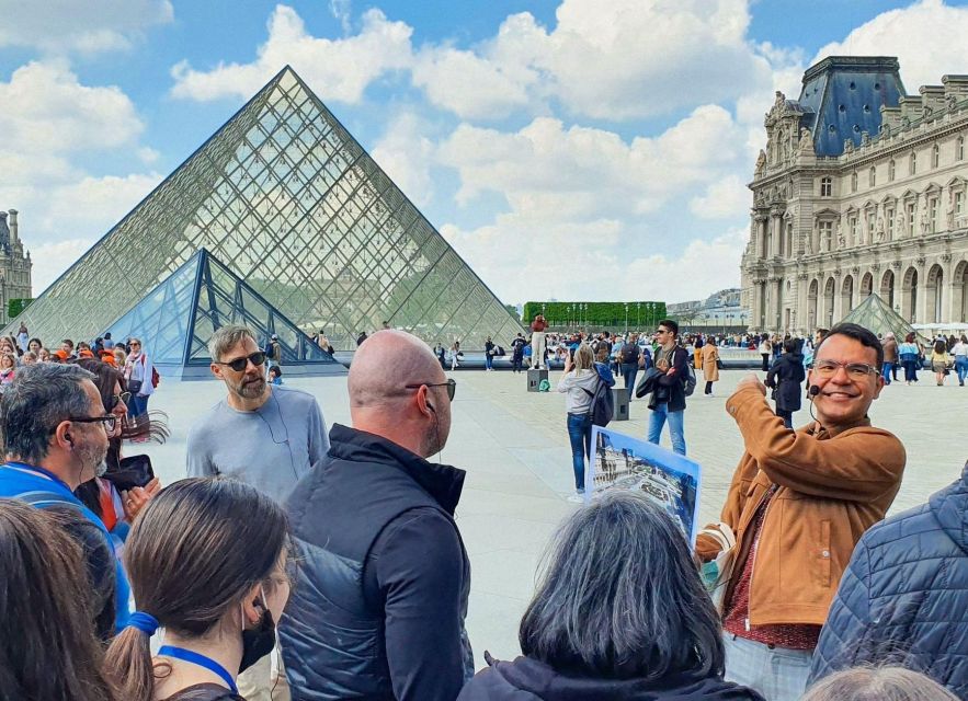 Paris: Louvre Mona Lisa Discovery Guided Tour with Ticket - Leonardo da Vinci Stories You’ll Actually Use Later