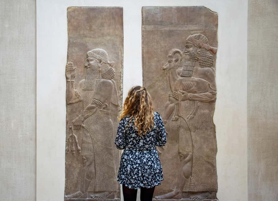 Paris: Louvre Museum Highlights Small-Group Guided Tour - Louis XIV Copy to Masterpieces: What That First Stop Adds