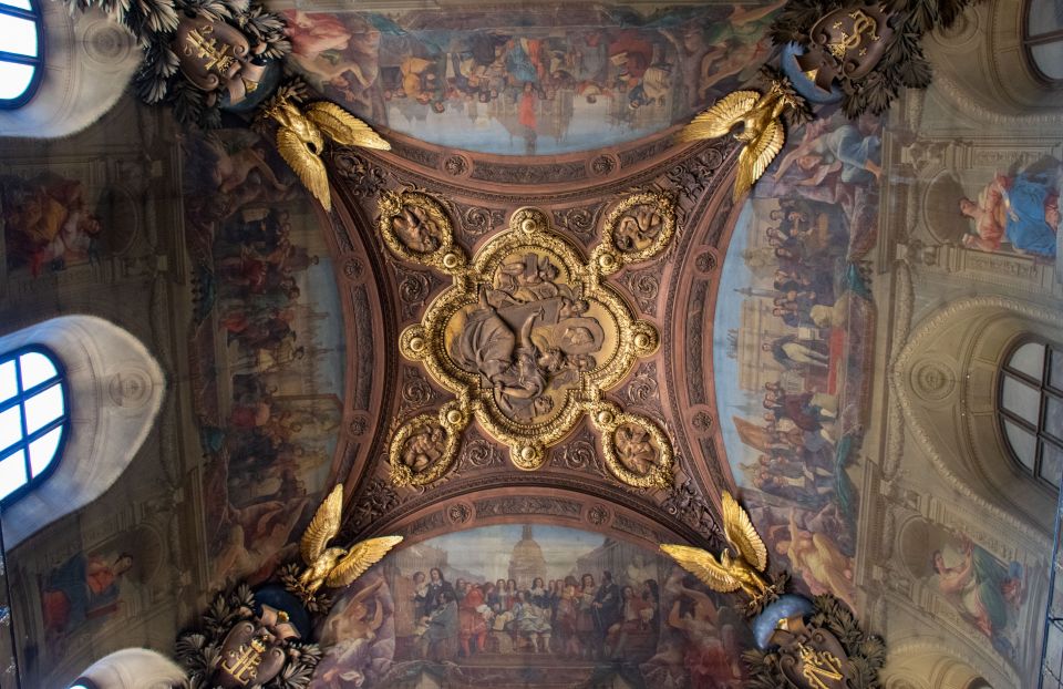 Paris: Louvre Museum Highlights Small-Group Guided Tour - The 2-Hour Louvre Highlights Route: Icons You’ll Recognize Fast