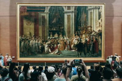 Paris: Louvre Museum Hosted Entry & Masterpieces Audio Guide - The Masterpieces audio guide app: what it does and what can trip you up