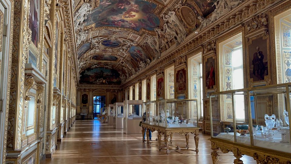 Paris: Louvre Museum Mona Lisa First Viewing Semi-Private - The one-hour structure: how to make sense of a huge museum