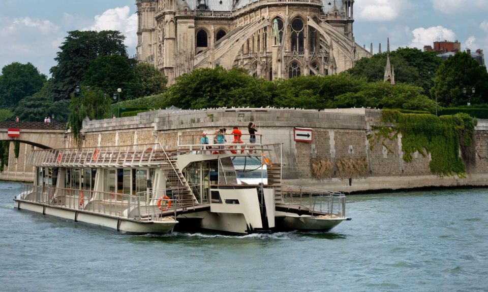 Paris: Louvre Museum & River Cruise Priority Access Tickets - Wheelchair Accessible and Small Group: Comfort Matters