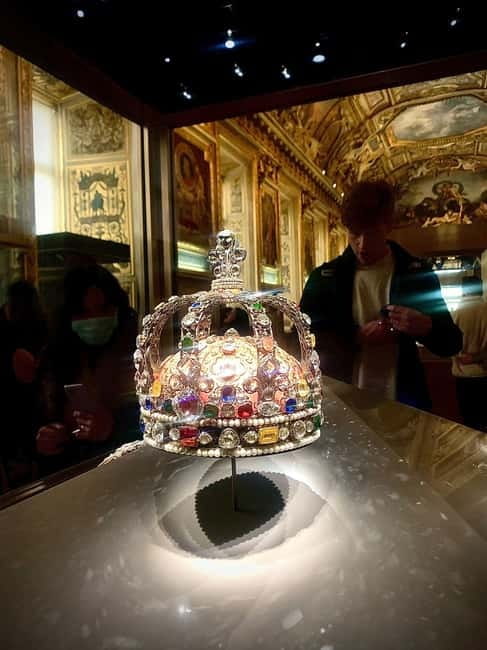 Paris: Louvre Museum Skip-the-Line Tickets for Monalisa - Languages and Tour Tone: What to Expect From the Guide