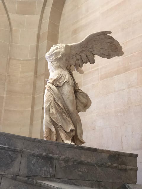 Paris Louvre : Private Treasure Hunt for Families or groups - A 2-Hour Private Mission Inside the Louvre