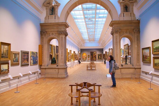 Paris Louvre Small Group Tour with Pre-Reserved Tickets - The 2-hour highlight route: what you’ll actually see