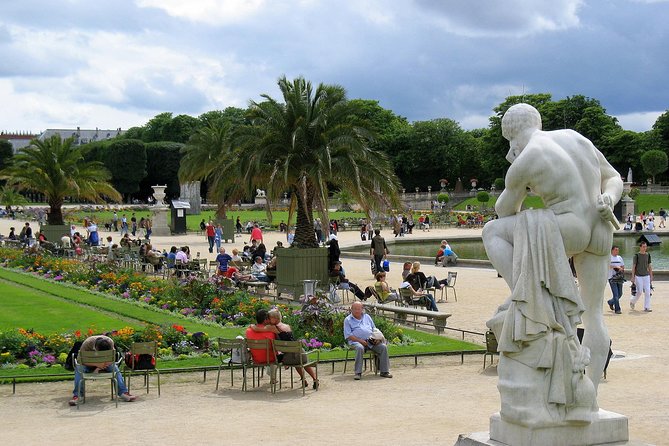 Paris Luxembourg Gardens Highlights Small-Group Walking Tour - Luxembourg Gardens: a calm reset with royal backstory