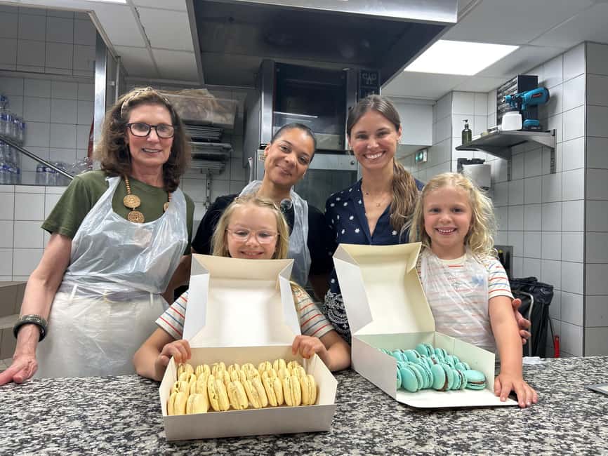 Paris: Macaron Baking Class - Behind-the-scenes bakery time: what you do during the 2 hours