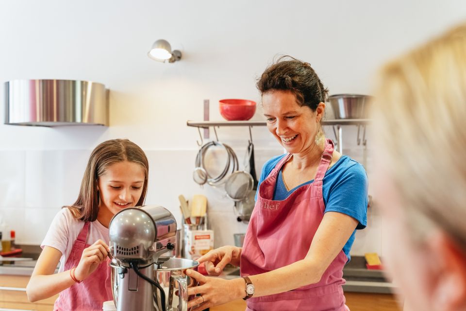 Paris: Macarons Cooking Class with Pâtisserie Chef Noémie - Tea or Coffee After the Bake: Questions, Chat, and Take-Home Pride