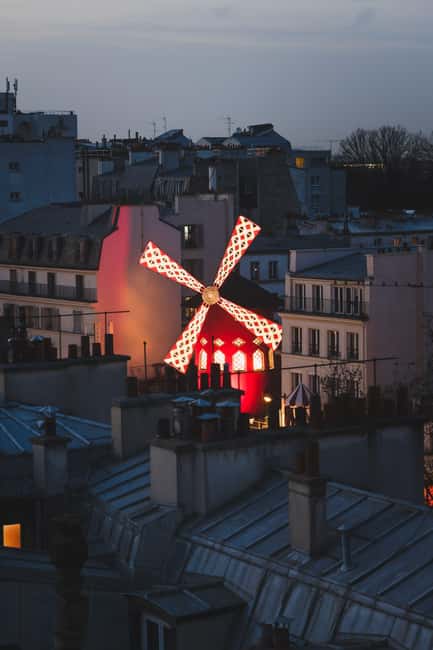 Paris: Magical Montmartre, without the crowds. Small group - Walking Style, Group Size, and What That Means for You