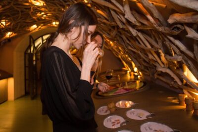 Paris - Make Your Own Bottle of Wine in a Royal Wine Cellar - The 2-hour workshop: exactly what happens