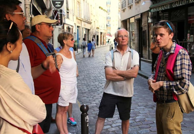 Paris: Marais without crowds. Guided Tour in a small group - Key highlights worth getting up for