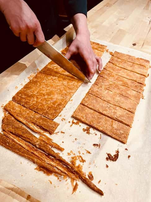 Paris: Millefeuille baking class with a chef - Pastry cream: aiming for smooth, silky texture