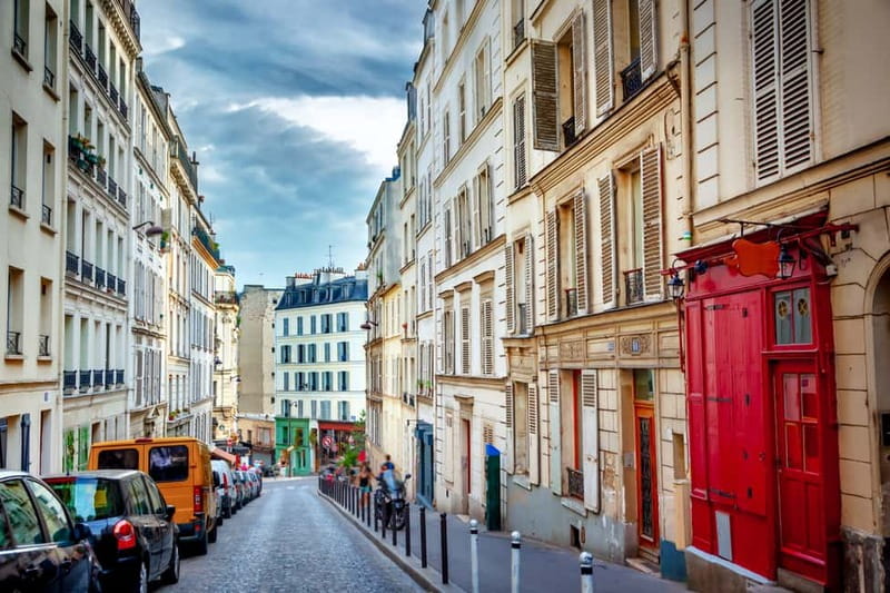 Paris: Montmartre Hidden Gems and Highlights Walking Tour - La Bonne Franquette: Ending at a Historic Restaurant