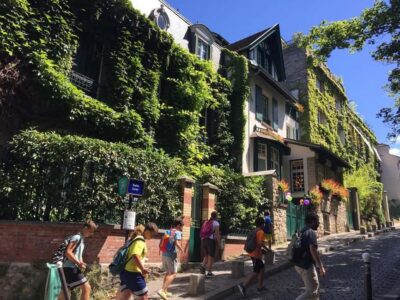 Paris : Montmartre highlights walking tour - Moulin Rouge to the Wall of Love: the Paris you recognize, explained in plain terms