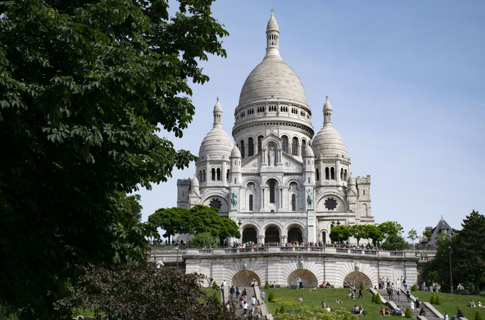 Paris Montmartre Highlights Walking Tour - Small Group - Who this tour suits best