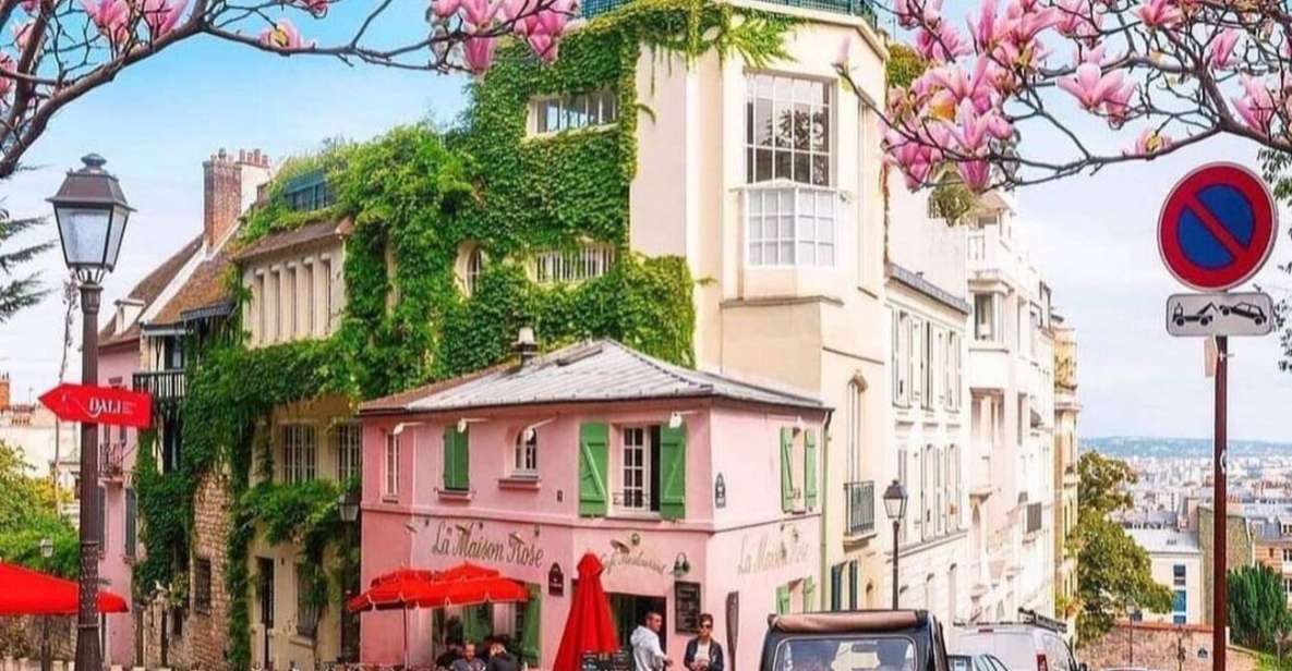 Paris: Montmartre Hill & Sacré-Cœur Guided Walking Tour - Meeting near Blanche: the easiest start matters