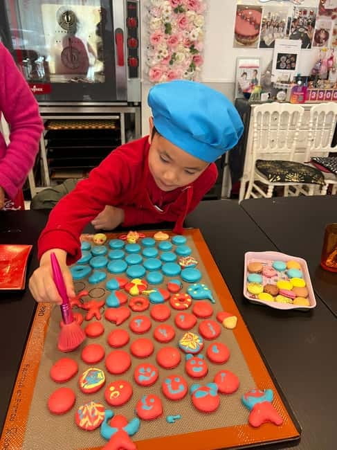 Paris: Montmartre Macaron Baking Workshop - What you take home: 15 macarons, boxes, and the filling count that matters