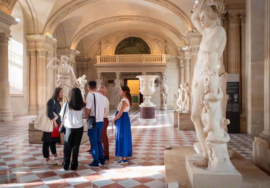 Paris: Montmartre, Notre-Dame, & Louvre Tour with Cruise - Seine River cruise: why water changes how you see Paris