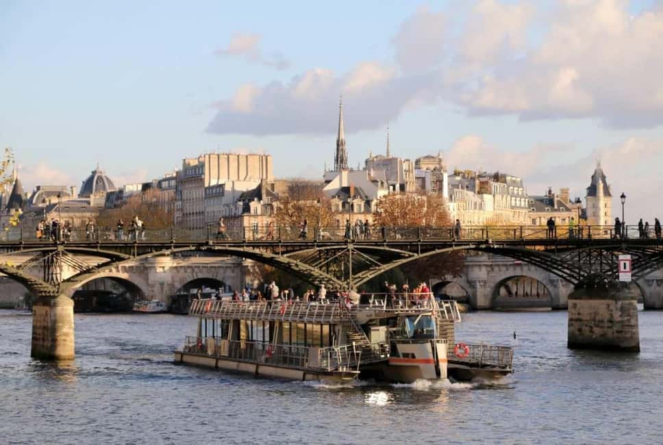 Paris: Montmartre Private Guided Tour & River Cruise Option - Le Bateau-Lavoir: Where You Start Seeing Cubism’s Roots