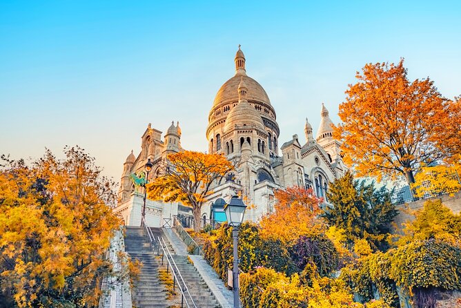 Paris (Montmartre) Scavenger Hunt and Sights Self-Guided Tour - Montmartre at Your Pace: How the scavenger hunt plays