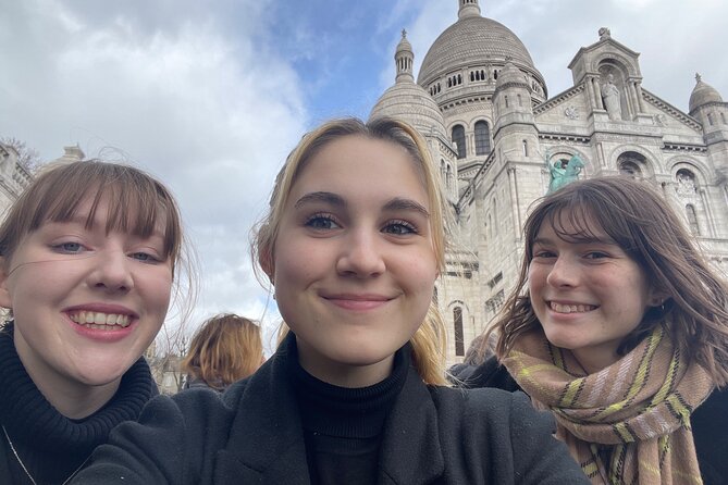 Paris (Montmartre) Scavenger Hunt and Sights Self-Guided Tour - Who should book this Montmartre game?
