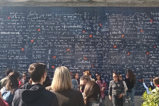Paris: Montmartre Semi-Private Guided Walking Tour - Sacré-Cœur from the outside: views without ticket stress
