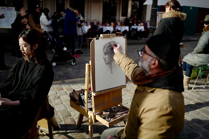 Paris - Montmartre Small Group Walking Tour with a True Local - Place du Tertre: where the street art crowd actually feels alive