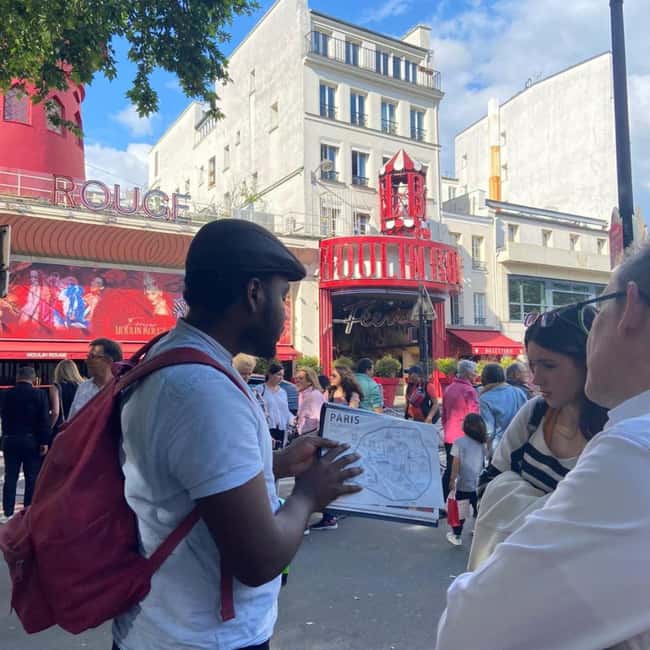 Paris: Montmartre Tour with Local Guide - Café des Deux Moulins and the Montmartre Texture Stop