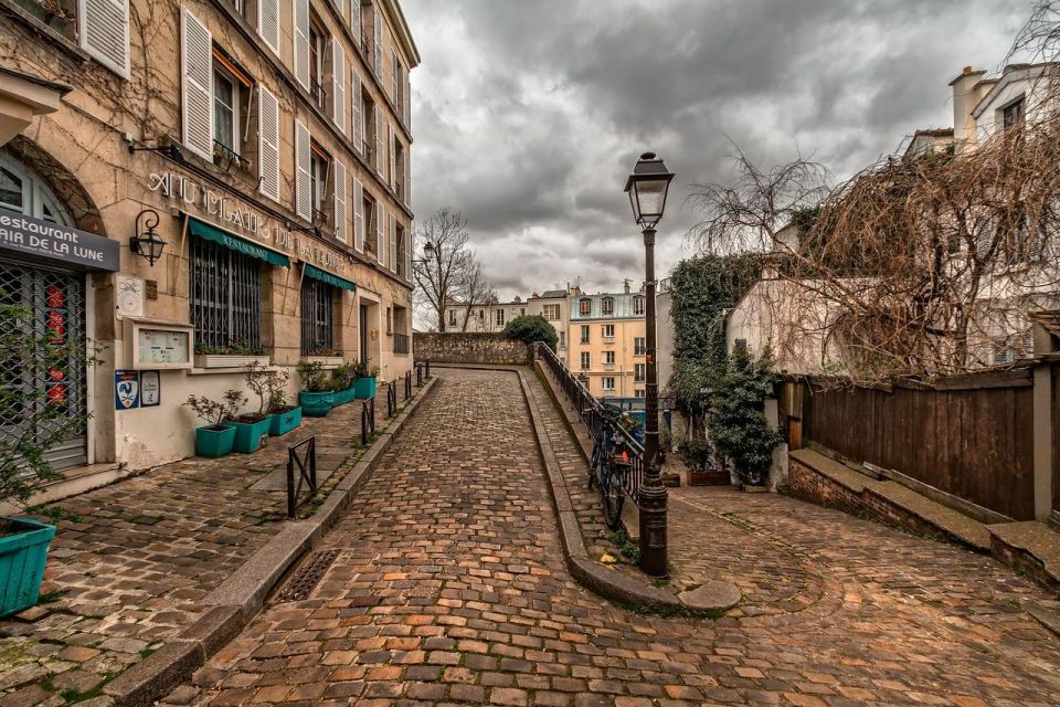 Paris: Montmartre Tour with Local Guide - Price and What $46 Buys You Here