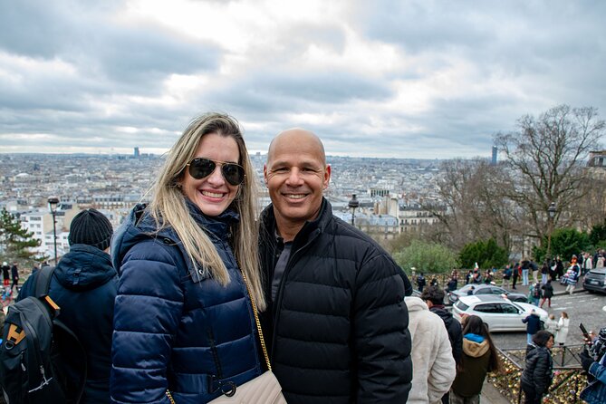 Paris Montmartre Walking Tour: Art & Rebel Legacy - Small Group - La Petite Maison Rose and Sacré-Cœur: the story lands at the top