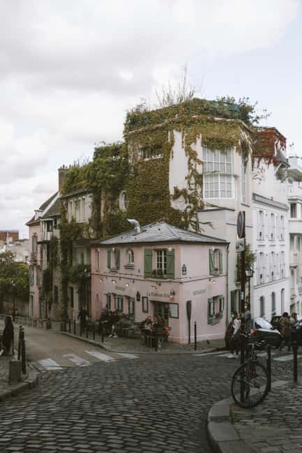 Paris: Montmartre Walking Tour with Sacré-Cœur Basilica - Rue Lepic, Van Gogh’s House, and the Parts Tourists Often Skip