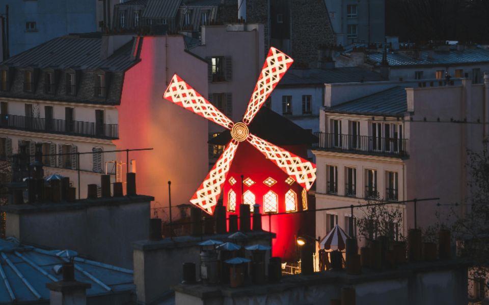 Paris: Montmartre Walking Tour with Sacré-Cœur Entry Option - Key things to know before you go