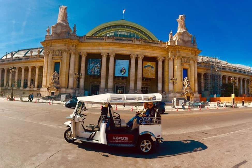 Paris: Most Iconic Monuments Guided Tour by Tuk Tuk - Key things that make this tour work