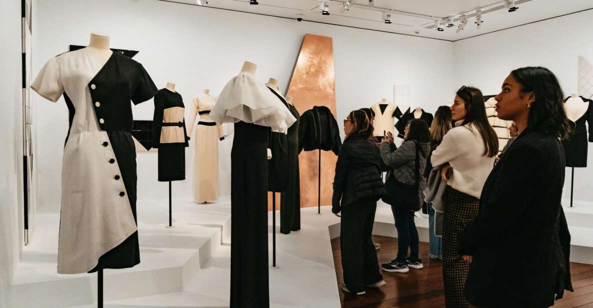 Paris: Musée Yves Saint Laurent Before Opening Hours Tour - Early Morning Access at Musée Yves Saint Laurent