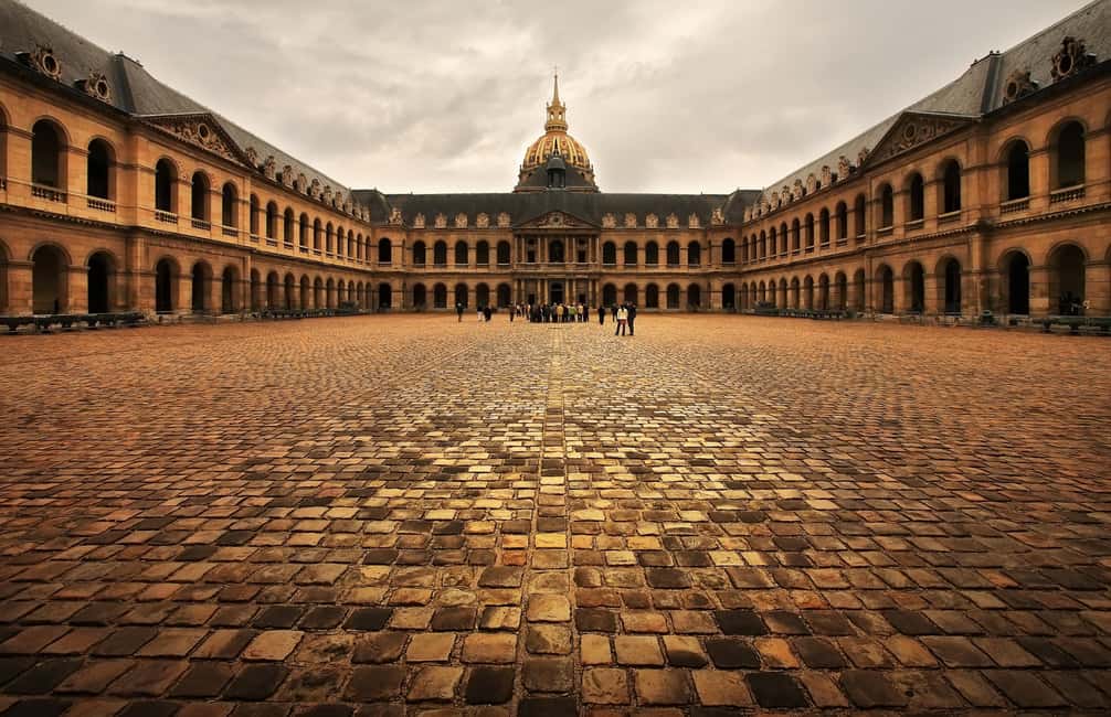 Paris: Napoleon Walking Tour with Les Invalides & Tomb Entry - From Pont Alexandre III to Napoleon’s City Plan